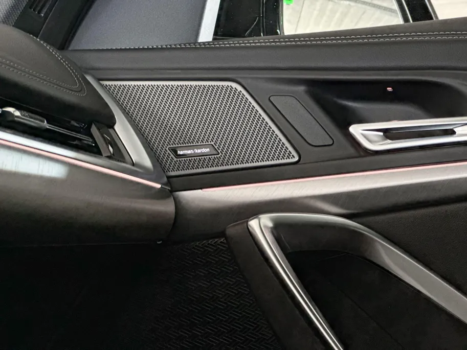 BMW iX1 eDrive20 67 kWh M Sport Edition