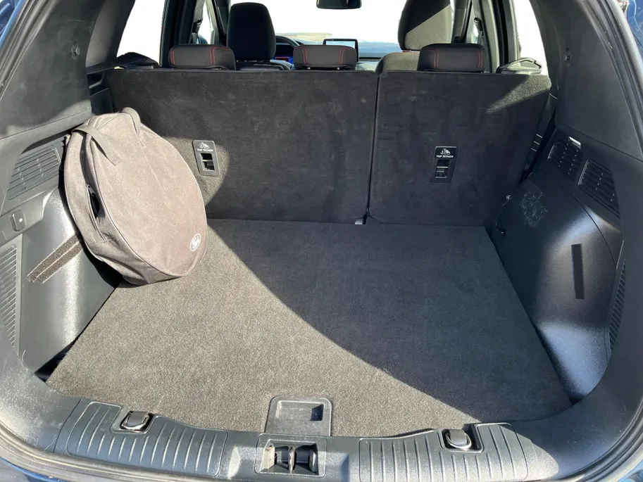 Ford Kuga 2.5 PHEV ST-Line | Winterpack | Adaptieve Cruise Control | Camera achter en voor | Stoel- en stuurverwarming