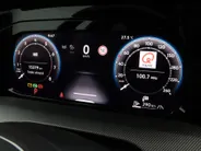 Volkswagen Golf 1.5 eTSI 150pk DSG R-Line Edition · Panoramadak · Apple/Android Car Play · Camera + Parkeersensoren · Garantie t/m 28-07-2030 of 100000km.