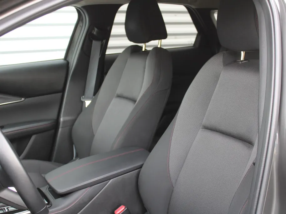 Mazda CX-30 2.0 e-SkyActiv-X M Hybrid Homura | 18' LM | Navi | Stoel-/stuurverwarming | Camera | Cruise adapt. | PDC | Dodehoek detectie | HUD | LED |