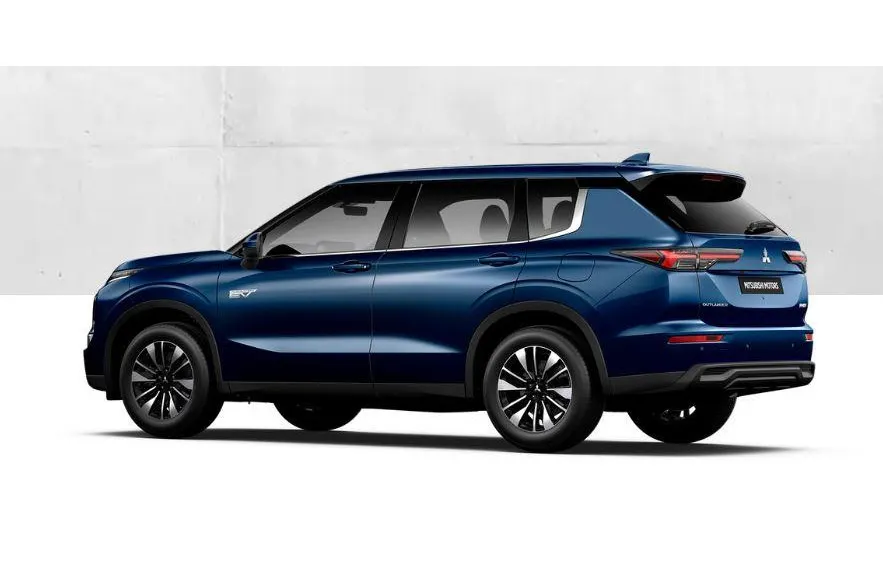 Mitsubishi Outlander 2.4 PHEV Intense € 5.000 euro korting eigen voorraad| 8 jaar garantie| Snel leverbaar | Totaalprijs op is op.
