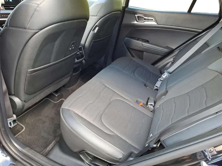 Kia Sportage 1.6 T-GDi Hybrid DynamicPlusLine Schuifkanteldak | Stoel + stuurverwarming | ACC | Achteruitrijcamera |