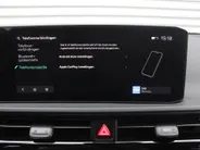Kia EV6 Air 84 kWh | Stuur-/stoelverwarming | Camera | Cruise adapt. | Telefoonlader | Clima | Navi | 19' LM | LED | Apple Carplay/Android Auto |