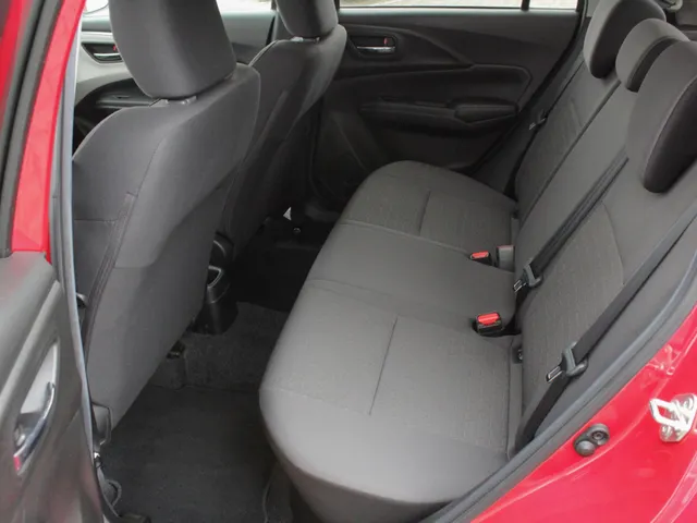 Suzuki Swift 1.2 Style Smart Hybrid Automaat | € 2200,- DEALERKORTING! | Alle kleuren leverbaar!