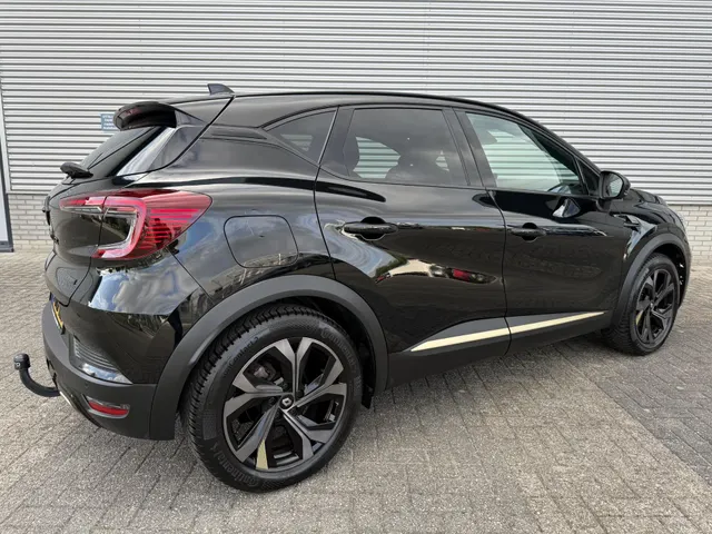 Renault Captur 1.6 E-Tech full hybrid 145 E-Tech engineered | NL Auto | Groot Navi scherm | Dode hoek detectie | LM 18 inch | Trekhaak | Luxe uitvoering