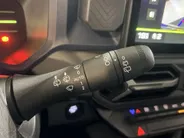 Dacia Duster 140PK Hybrid Journey Automaat | 1ste Eigenaar | Navigatie | Apple Carplay/Android Auto | 360 Camera | Dodehoek Detectie | Parkeersensoren | Climate Control | Cruise Control | USB-C | Licht & Regen Sensor |