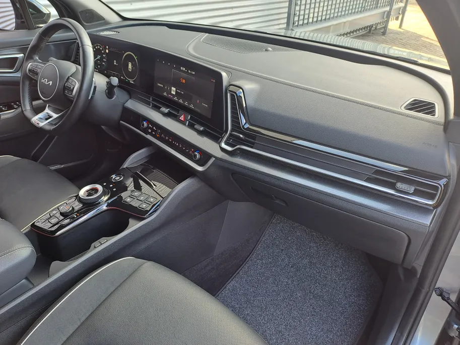 Kia Sportage 1.6 T-GDi Plug-in Hybrid AWD GT-PlusLine | Automaat | 360 Camera | Harmann Kardon | Leer | Stoel Verwarming / Verkoeling