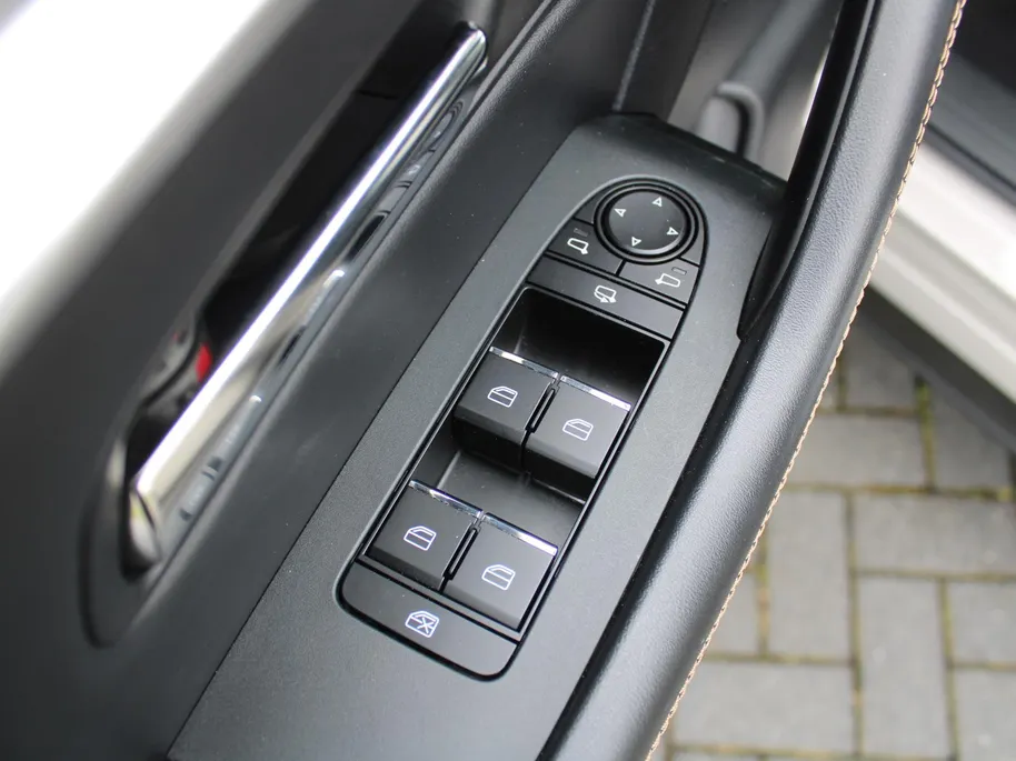 Mazda CX-60 2.5 e-SkyActiv PHEV Exclusive-Line | Trekhaak | Camera rondom | Stuur-/stoelverwarming | HUD | Bose audio | 20' LM |