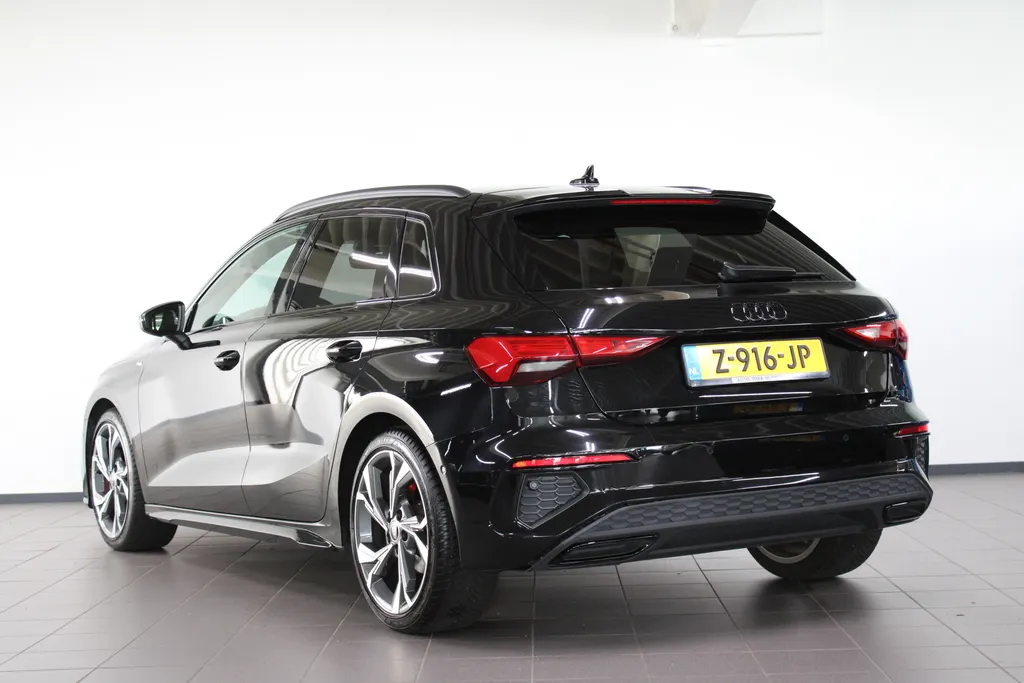 Audi A3 Sportback 30 TFSI S edition Verkocht!