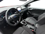 Ford Focus Wagon 1.0 EcoBoost Hybrid ST Line X Business | NL Auto | Dealeronderhouden | Winter Pack | Achteruitrijcamera | LMV | Apple Carplay & Android Auto |