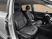 Kia Niro 1.6 GDi PHEV DynamicLine DEALER ONDERHOUDEN | NAVIGATIE | ACHTERUITRIJCAMERA | PLUG-IN |