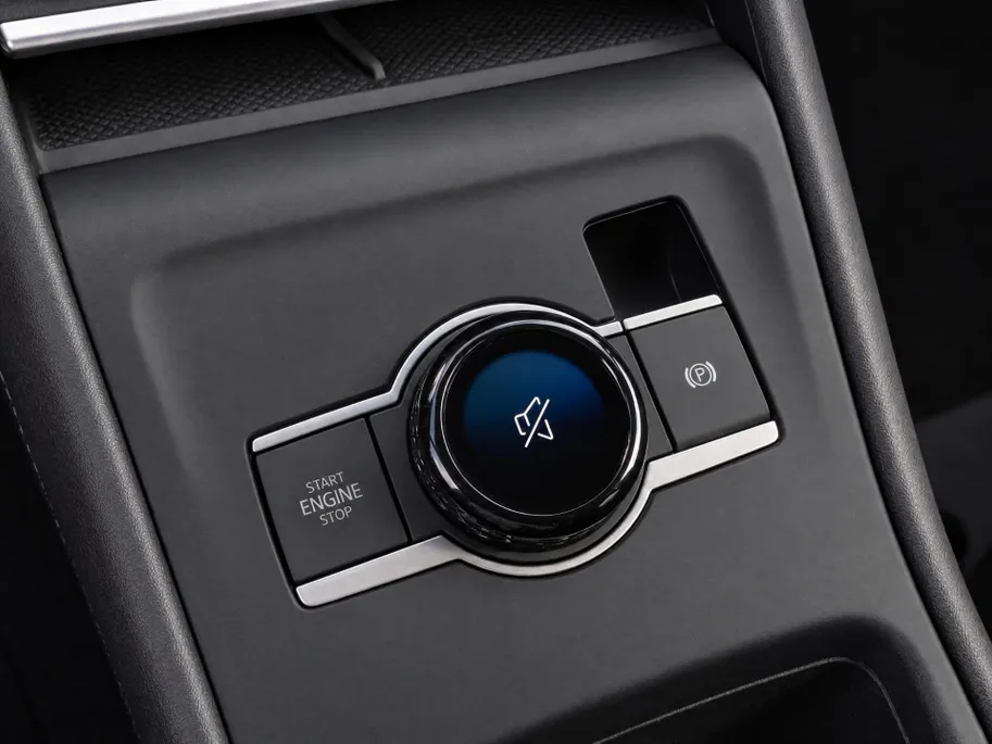 Volkswagen Tiguan 1.5eTSI/150PK Energy · Trekhaak · Stoelverwarming · Apple/Android Car Play ·  Navigatie ·  360°Camera + Parkeersensoren · Garantie t/m 21-01-2028