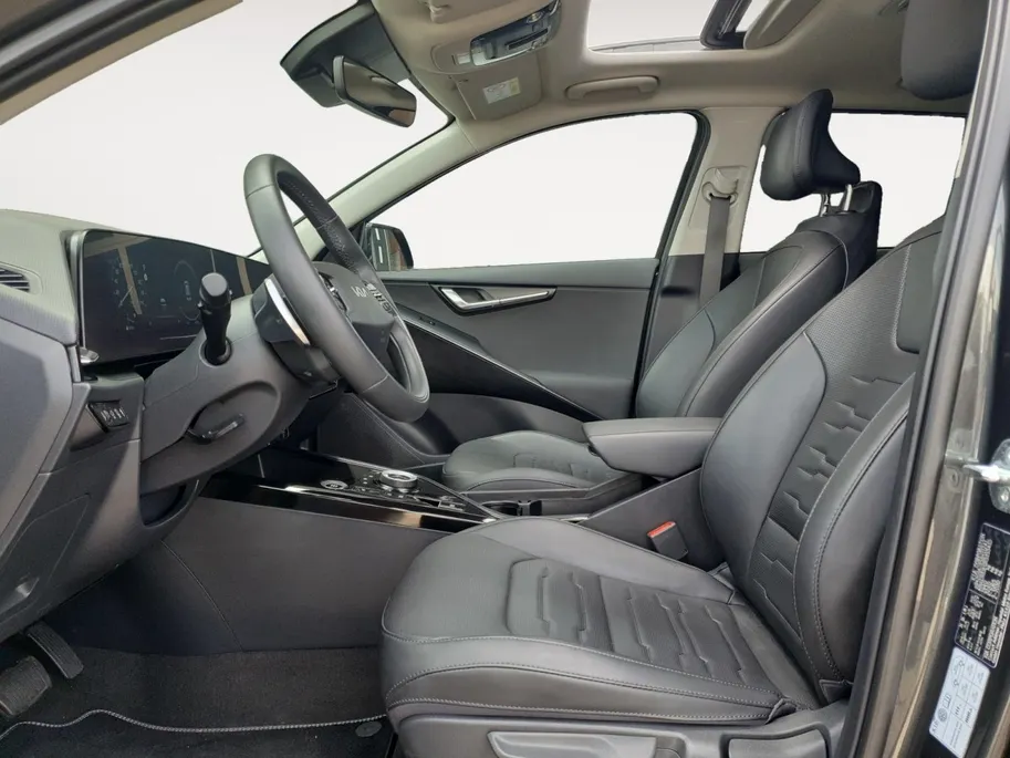 Kia Niro 1.6 GDi Hybrid DynamicPlusLine | Schuifdak | Stoel en stuurverwarming | Dodehoekdetectie | Head-up Display | Camera | verbruik 1 op 20!