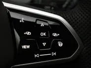 Volkswagen Golf 1.5eTSI/130PK R-Line DSG Volkswagen Golf 1.5eTSI/131PK R-Line DSG · Panoramadak · Apple/Android Car Play · Stoel & Stuurverwarming · Navigatie · LED ·
