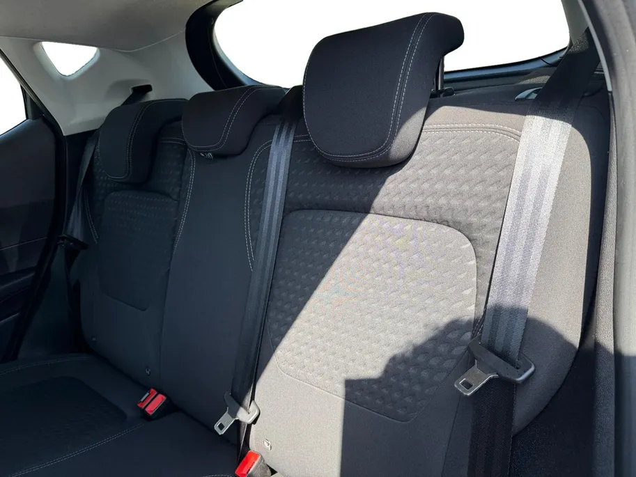 Ford Fiesta 1.0 EcoBoost Titanium | Dealer onderhouden | Winter pack | Parkeersensor achter | Apple carplay & Android auto | Navigatie via carplay | Cruise control | Elektr. inklapbare buitenspiegel | Privacy glas |
