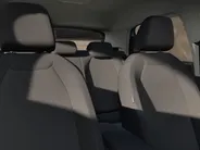 Volkswagen ID. Polo Life 37 kWh accu, 116 PK · Zijruiten achter en achterruit getint ·