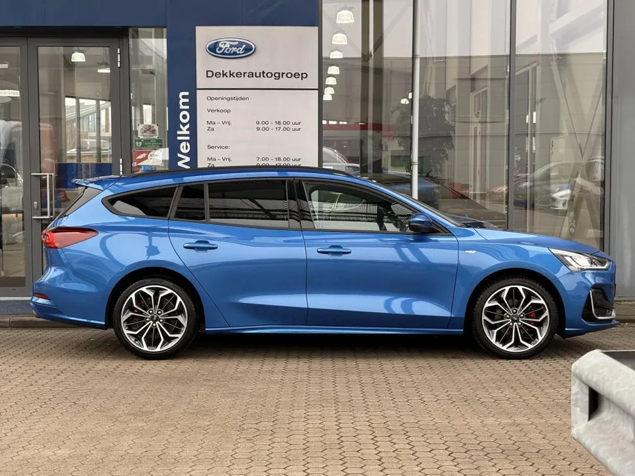 Ford Focus Wagon 1.0 EcoBoost ST Line 125 PK WINTER PACK I LEDEREN BEKLEDING I APPLE CARPLAY / ANDROID AUTO I ' 18 ' VELGEN I