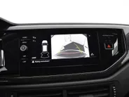 Volkswagen Taigo Life Edition 1.0 TSI 95 pk 5 versn. Hand · Camera · Apple/Android Car Play · P-Sensoren · Airco · 17'' Inch · Garantie t/m 23-10-2029 of 100.000km