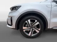 Kia Sorento 1.6 T-GDI Plug-in Hybrid 4WD ExecutiveLine 7 pers Meest luxe uitvoering | Zeer nette auto | Open dak | Lederen bekleding | 360 graden camera | Navigatie | Apple CarPlay & Android Auto |