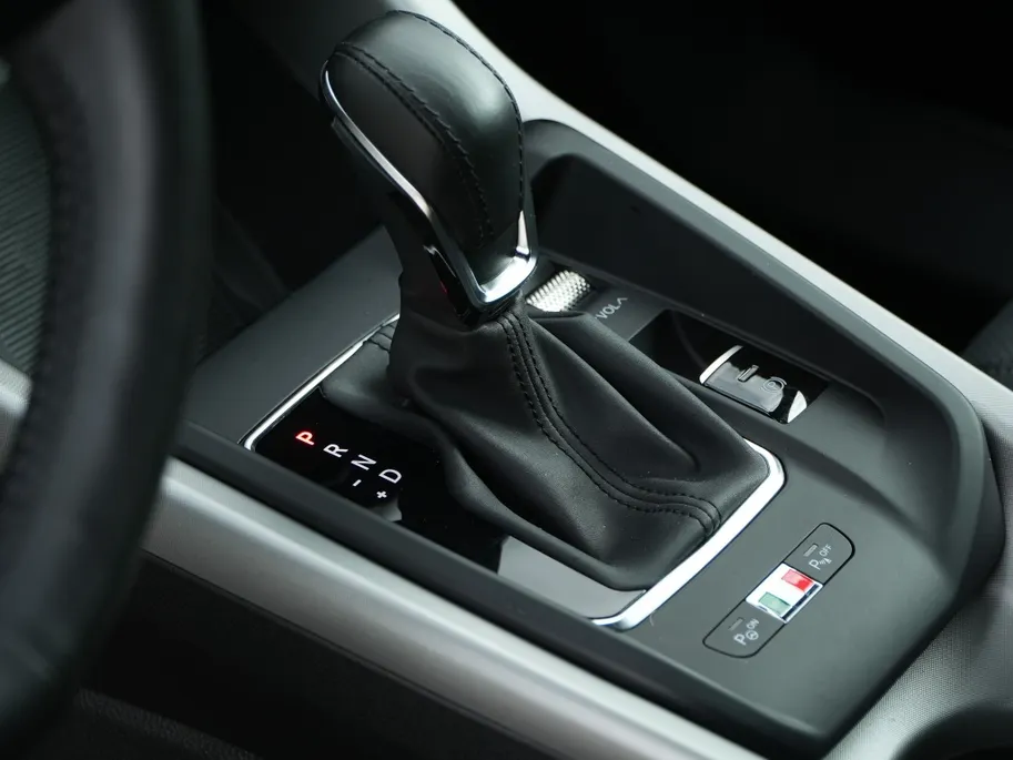 Alfa Romeo Tonale 1.5 MHEV 160 PK Hybrid Veloce | Leder | Winter | 360cam | 20'