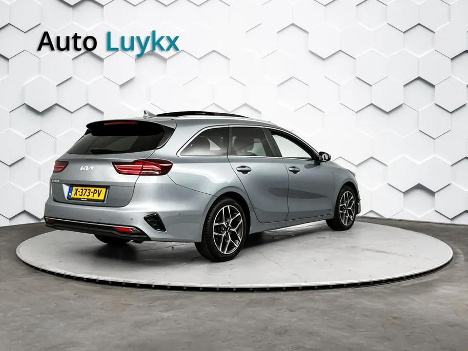 Kia Ceed Sportswagon 1.0 T-GDi Executive Line | Panoramadak | Elektrische stoelen | Elektrische achterklep