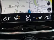 Volvo V90 2.0 T4 Momentum | LEDER | CAMERA | TREKHAAK | DEALER-ONDERHOUDEN | NL-AUTO |