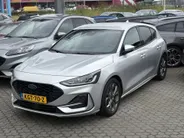Ford Focus 1.0 EcoBoost Hybrid ST Line Hatchback | Winter Pack | Groot Scherm | Android Auto Apple Carplay