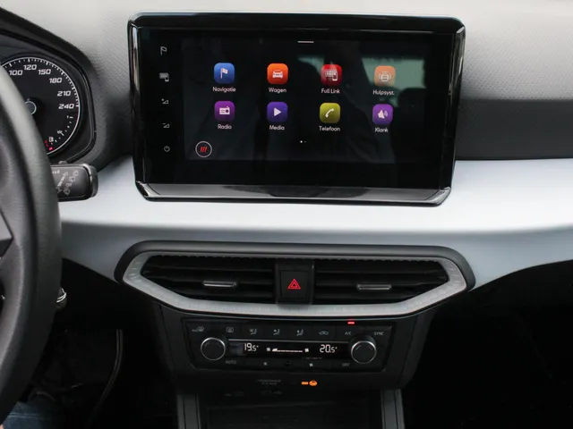 SEAT Ibiza 1.0 EcoTSI Style | Navi | Carplay / Android Auto | Cruise | Park sens | Clima