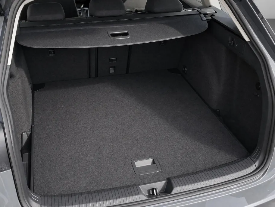Volkswagen Golf Variant 1.5eTSI/116PK DSG Life Edition · Trekhaak ·  Navigatie · Apple/Android Car Play · Stoelverwarming · Garantie t/m 26-03-2027