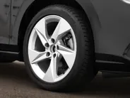 Volkswagen Golf 1.0 eTSI 110pk DSG Life Business · Camera · Keyless · Dodehoeksensor · Apple/Android Car Play · Clima · Navigatie · Garantie t/m 12-10-2026 of 60.000km