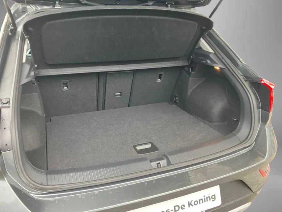 Volkswagen T-Roc 1.0TSI/116PK · Navigatie · Apple/Android Car Play · Stoelverwarming · Garantie t/m 24-06-2027