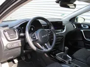 Kia Ceed Sportswagon 1.0 T-GDi DynamicPlusLine | Stoel- & stuurverwarming | Camera | Clima | Cruise | LED | Navi | Elek. achterklep | 16' LM |