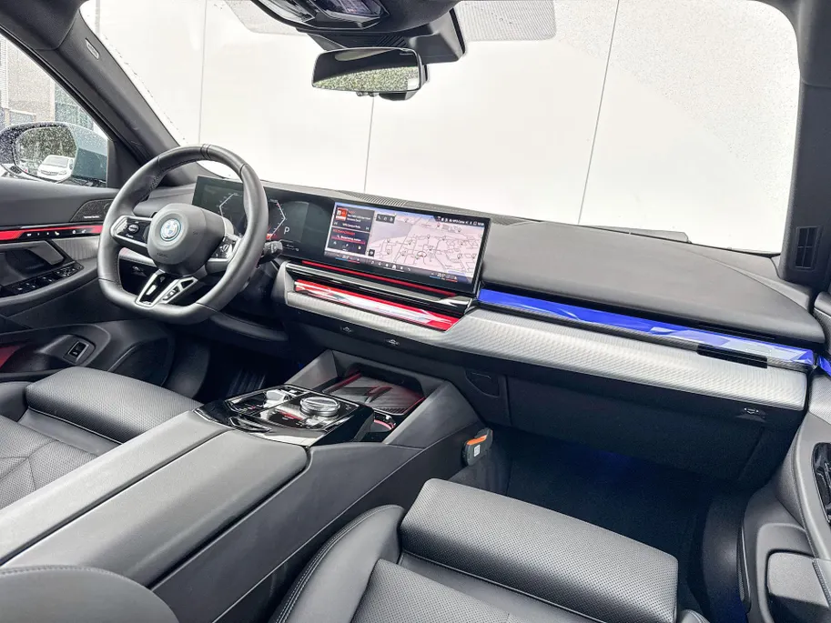 BMW 5 Serie Touring 550e xDrive M-Sport Pro