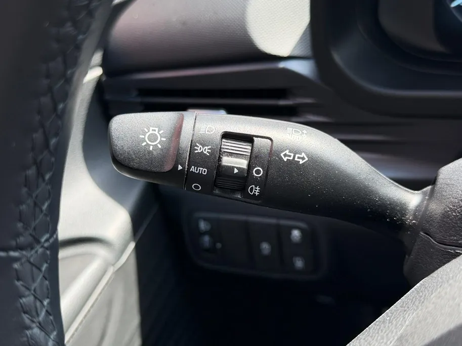 Hyundai Bayon 1.0 T-GDI Comfort | Navigatie | Achteruitrijcamera | Parkeersensoren achter | Airco | Cruise Control | DEALER AUTO