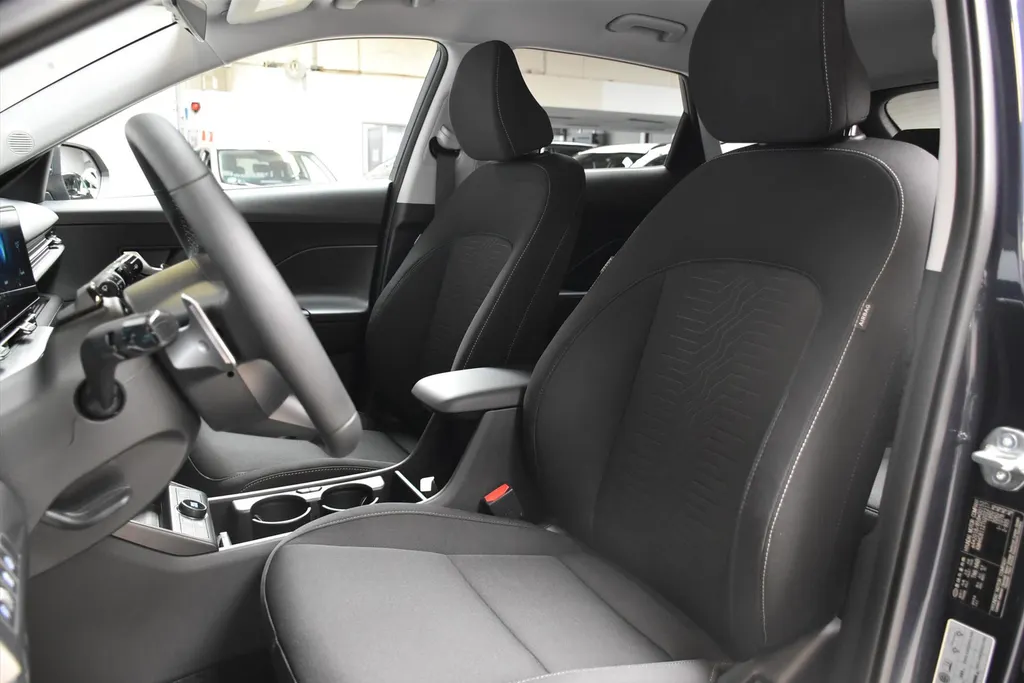 Hyundai Kona 1.6 HEV DCT Comfort I 18 Inch velgen I Demo korting