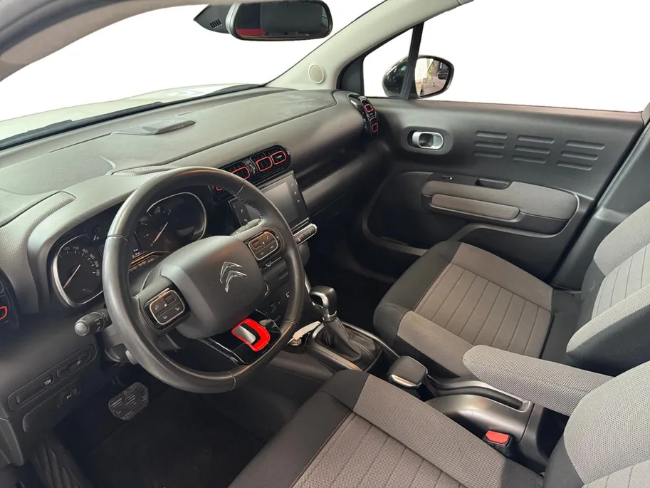Citroën C3 Aircross 1.2 PureTech S&S Shine | Navigatie | Achteruitrijcamera | Apple CarPlay/Android Auto | Climate Control | Cruise Control | Parkeersensoren