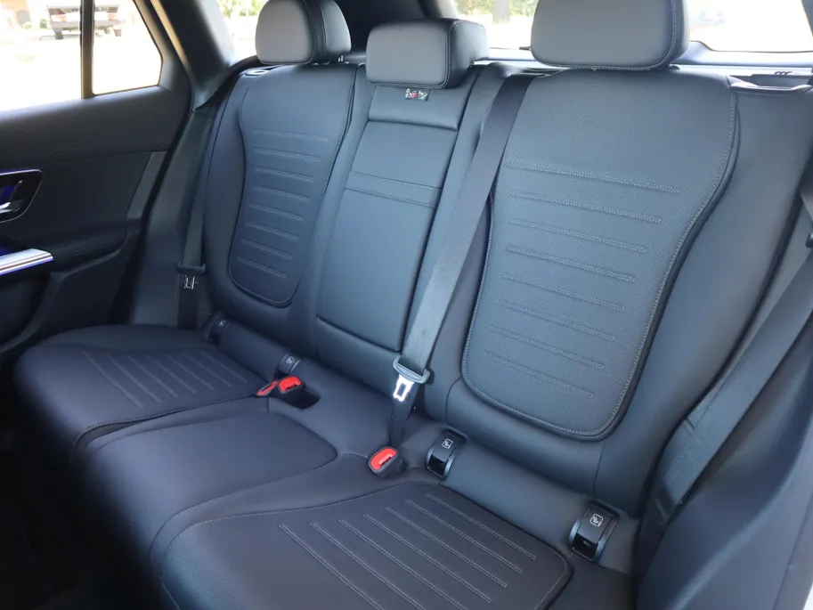 Mercedes-Benz GLC 300e 4MATIC Business Solution AMG l Keyless l Memory l Achteruitrij camera