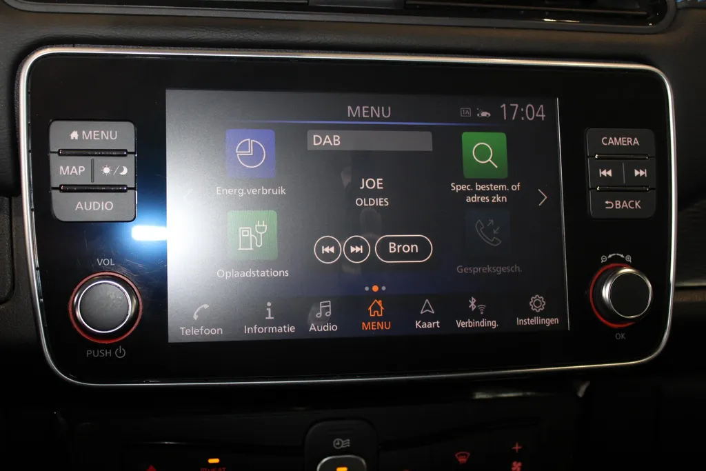 Nissan Leaf e+ N-Connecta 62 kWh | Stuur- en stoelverwarming | 385 WLTP | LM wielen | Adaptive cruise controle | 4seizoenenbanden | one pedal driving | Climate controle |