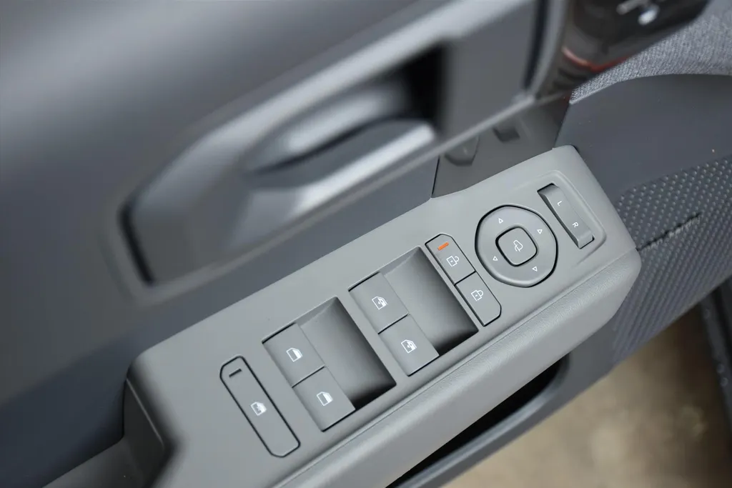 Kia EV3 81,4 kWh 204pk Plus Advanced TREKHAAK