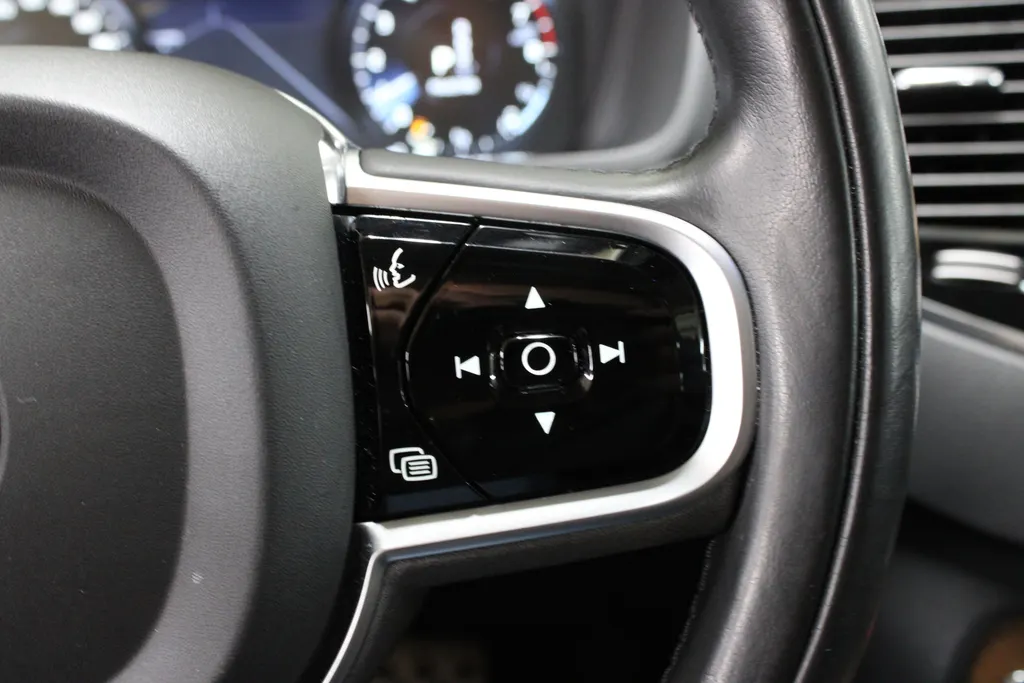 Volvo XC90 2.0 T8 Twin Engine AWD Inscription Intro Edition 7 Persoons / Pano. / H&K | ACC / HUD / 360° Camera / Stoel + Stuurverwarming /