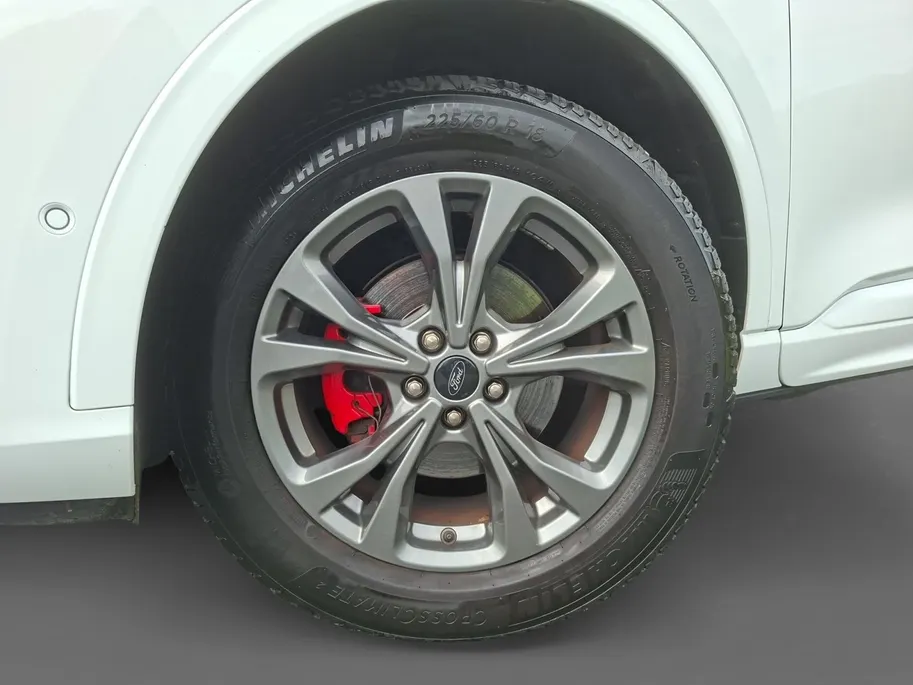 Ford Kuga 2.5 PHEV ST-Line X | Winterpack | Driver assistancepack | Technologypack | El. Trekhaak | Panoramadak | El. Achterklep | All-seasonbanden | 18' Lichtmetaal | Adaptive Cruisecontrol | BLIS | Matrix Ledkoplampen | Head-up Display |
