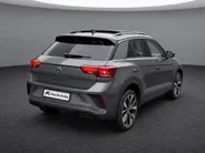 Volkswagen T-Roc 1.5 TSI 150pk DSG R-Line · Panoramadak · Camera · Keyless · Stuur- & Stoelverwarming · Elek. Achterklep · Dodehoeksensor · Garantie t/m 14-07-2027