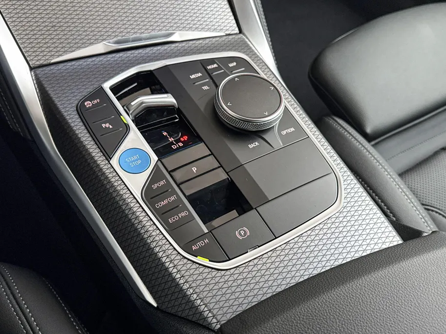 BMW i4 eDrive35