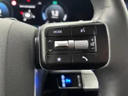 Hyundai Santa Fe 1.6 T-GDI PHEV Premium Plus 4WD 7p | Uniek Two Tone wrap Z-Signing | LED koplampen | Bose Audio | All Season banden | Lederen bekleding | NU Rijklaarprijs! Incl.12 Maanden, APK, Onderhoudsbeurt etc! Premiumpakket gratis!