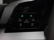 Volkswagen Golf GTE 1.5eHybrid 272PK GTE · Navigatie · Apple Car Play · Camera + Parkeersensoren · Garantie t/m 18-03-2030 of 100000km