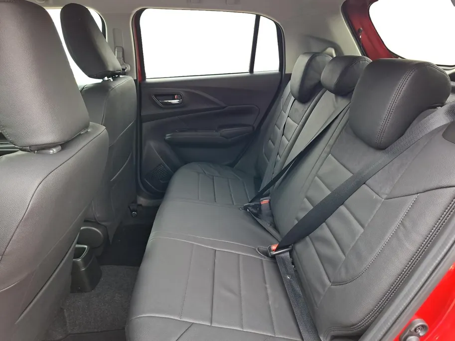 Suzuki Swift 1.2 Edition 60 Smart Hybrid | €2.200.- korting | Lederen bekleding | Zwarte velgen | Dode hoek detectie