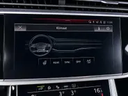 Audi Q8 55 TFSIe 381pk Tiptronic Quattro Pro Line S · Panoramadak · 360 Camera · Wegklapbare Trekhaak · Apple/Android Car Play · Luchtvering · 23'' Inch ·