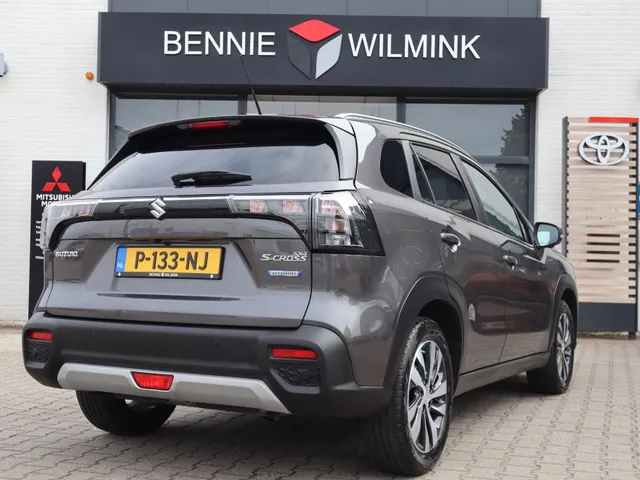Suzuki S-Cross 1.4 BoosterJet Style Hybrid AdaptiveCruise | Carplay | 360 camera