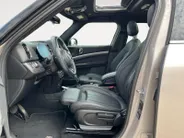 MINI Countryman 1.5 Cooper MINI Yours |achteruitrijcamera| Extra getint glas |Cruise control adaptief| Comfortstoel(en)| Lederen bekleding| 12 maanden Bovag Garantie|