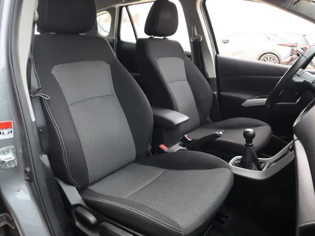Suzuki S-Cross SX4 1.6 Comfort | Carplay | Trekhaak | All Seasons